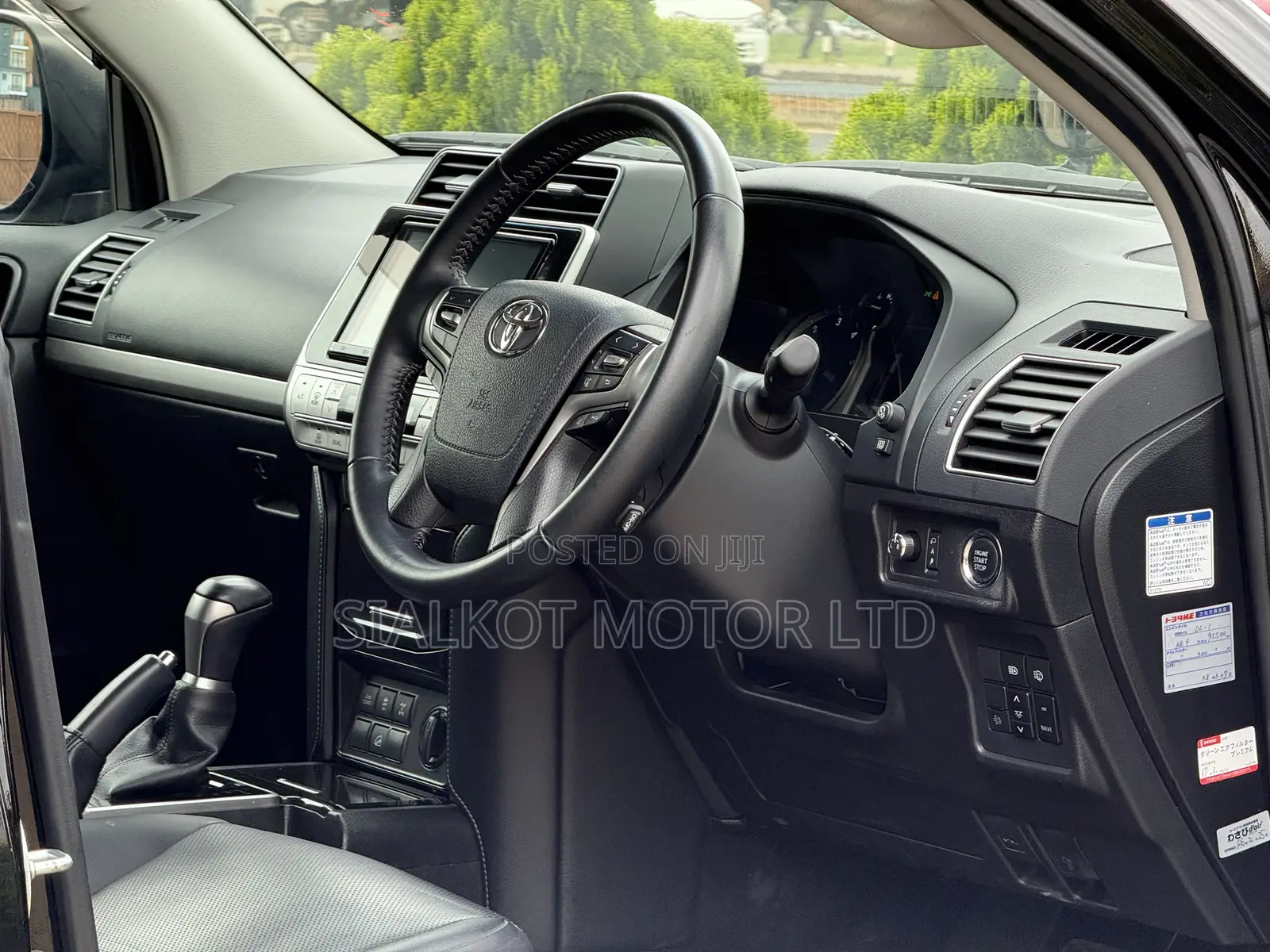 Toyota Land Cruiser Prado 2.8 2021 Black