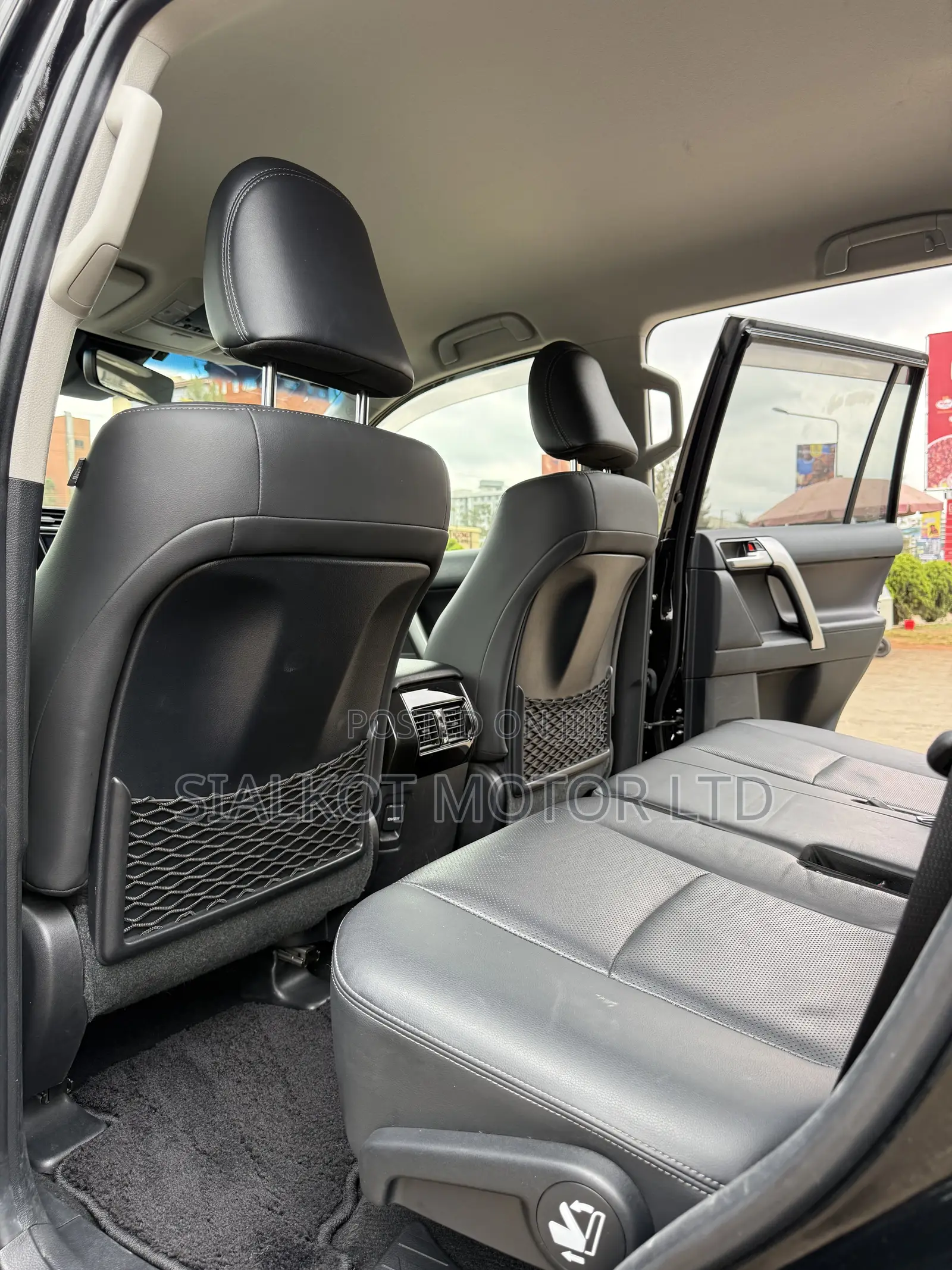 Toyota Land Cruiser Prado 2.8 2021 Black
