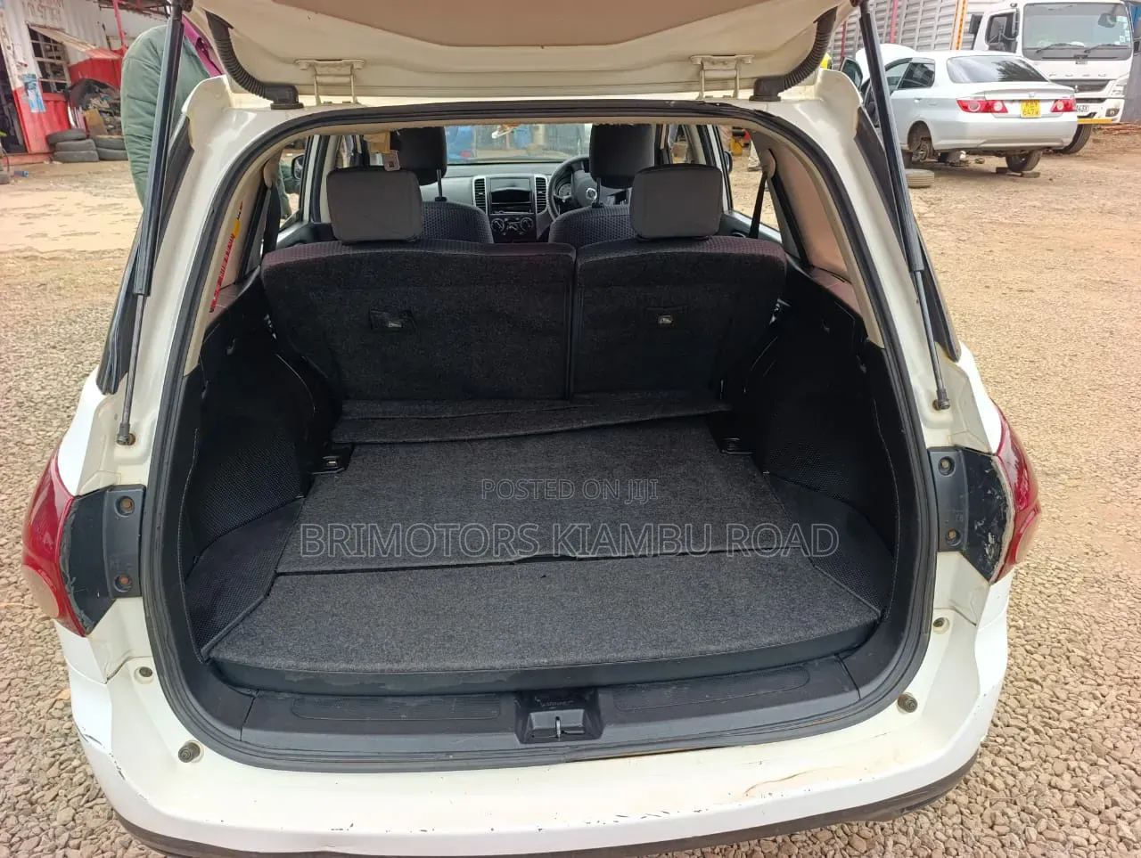 Nissan Wingroad 2012 White