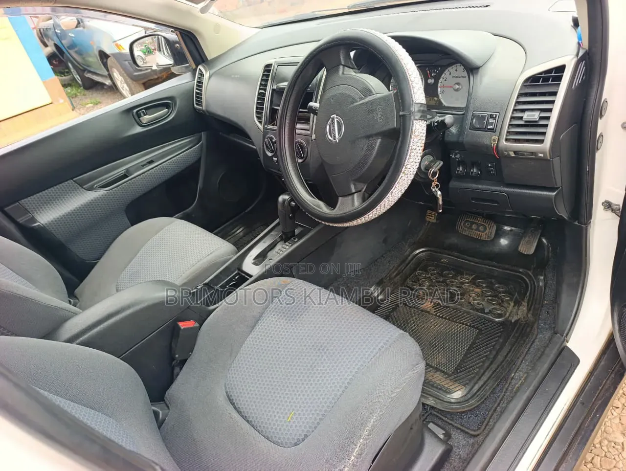 Nissan Wingroad 2012 White