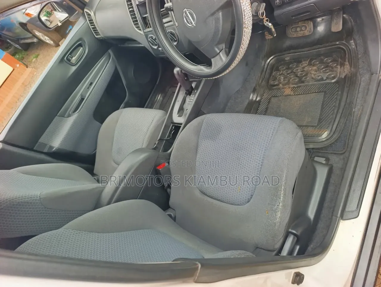 Nissan Wingroad 2012 White