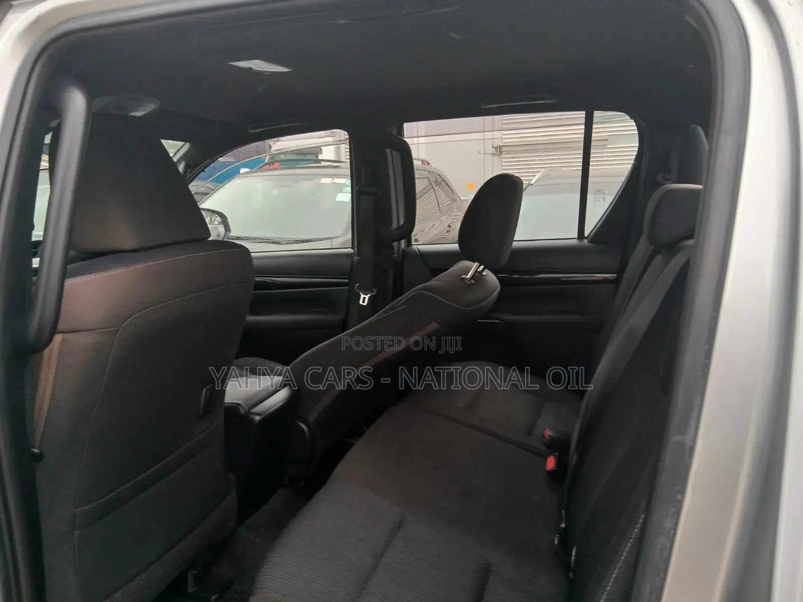 Toyota Hilux 2020 Silver