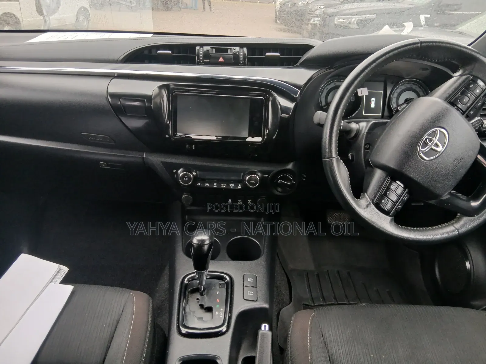 Toyota Hilux 2020 Silver