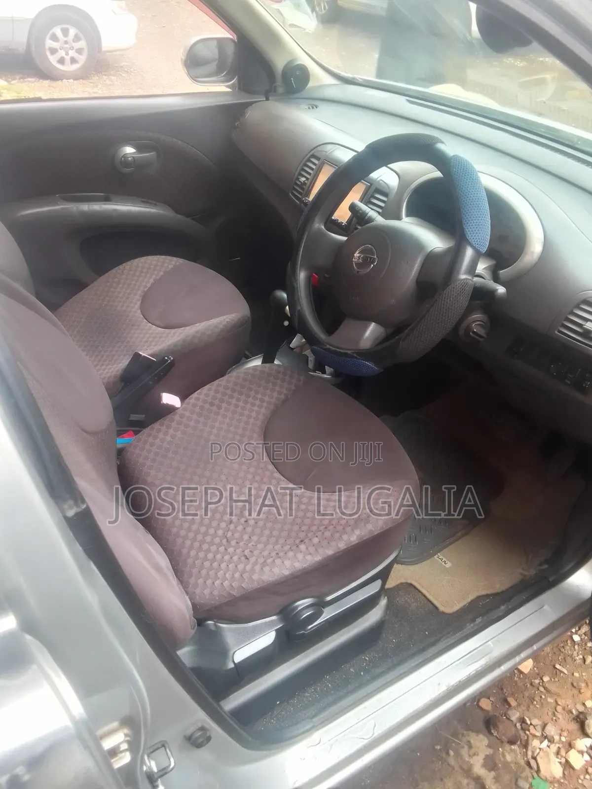 Nissan March 2010 Silver