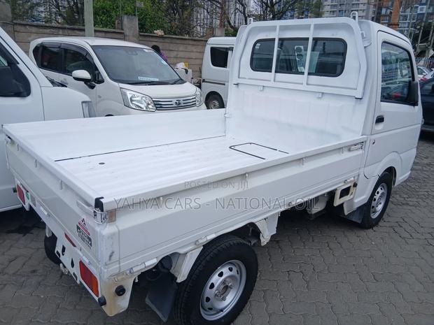 Suzuki Every 2019 White - thumbnail 3