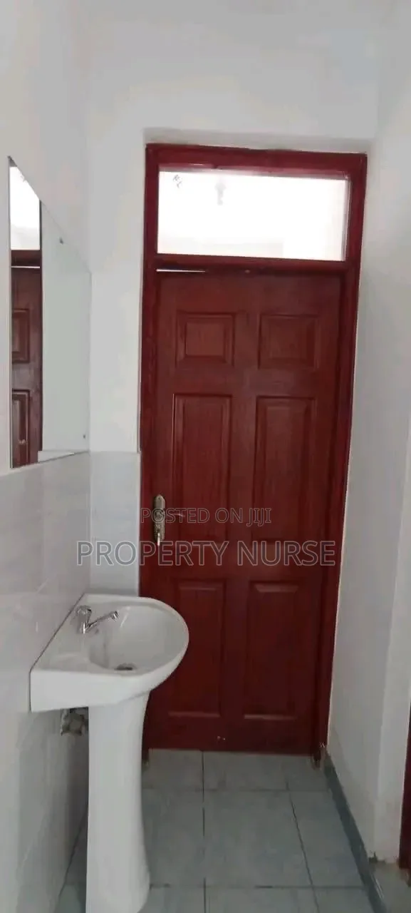 2bdrm Apartment in Gateway Mall Area for rent