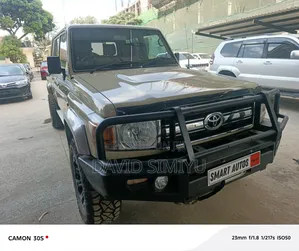 Toyota Land Cruiser 2018 Beige
