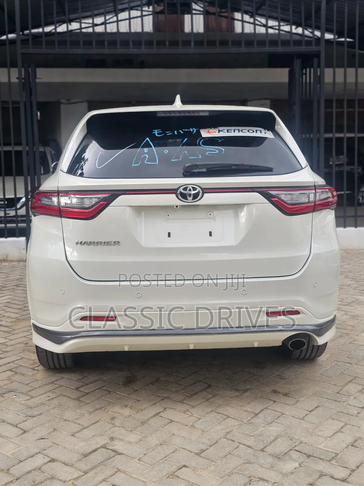 Toyota Harrier 2019 White