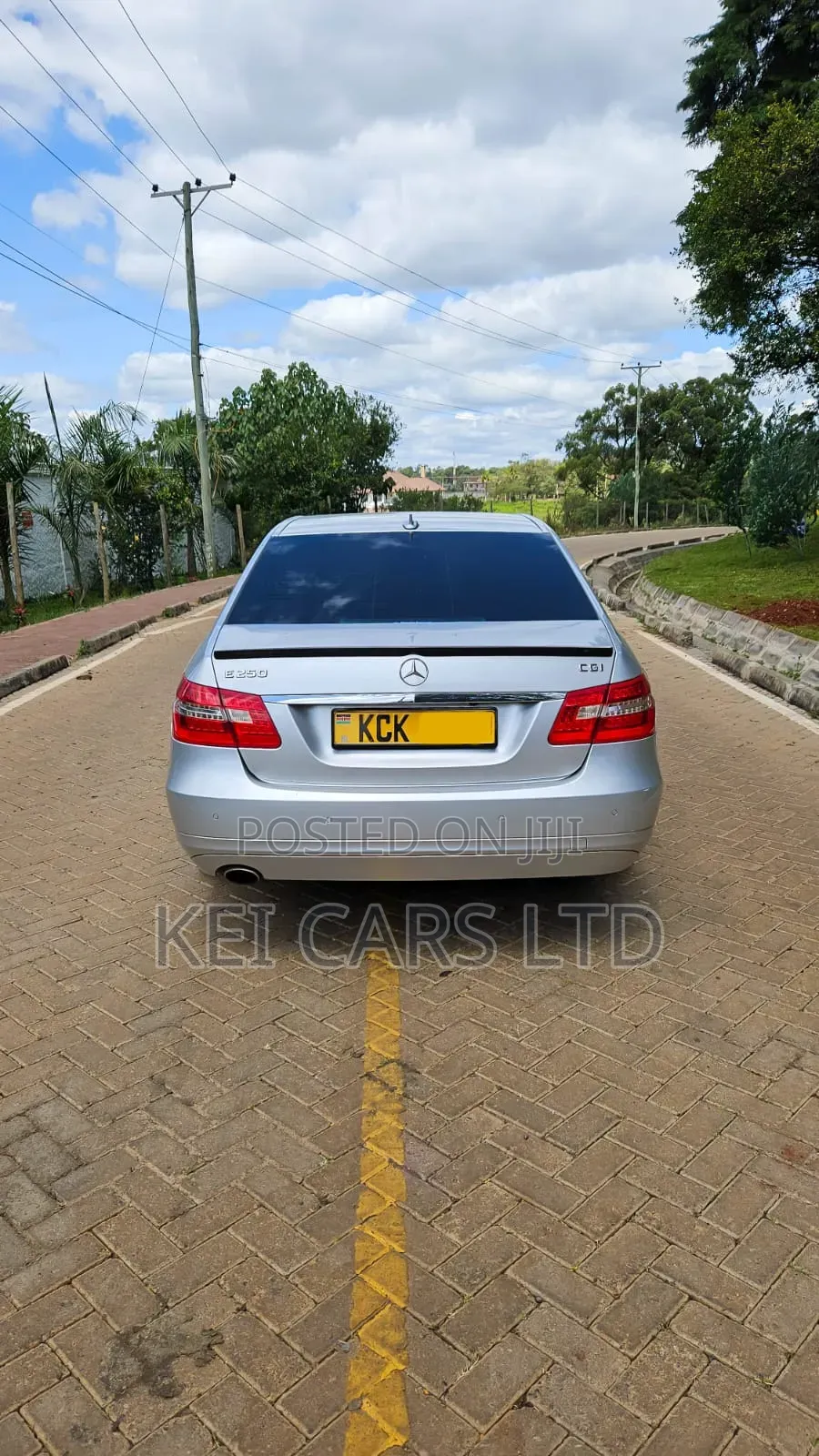 Mercedes-Benz E250 2009 Silver