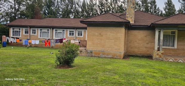 20 Acres With Modern 5-Bedroom Home – Kaplelach Kiplombe, Eldoret - thumbnail 2