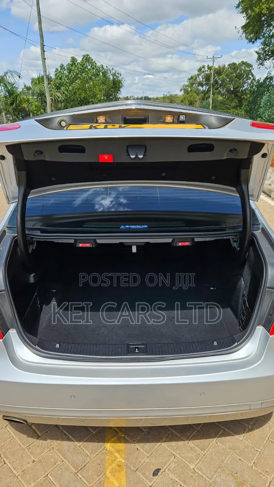 Mercedes-Benz E250 2009 Silver