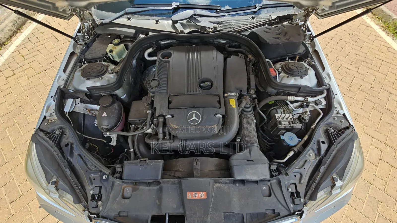 Mercedes-Benz E250 2009 Silver