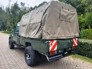 Toyota Land Cruiser 79 Series 2021