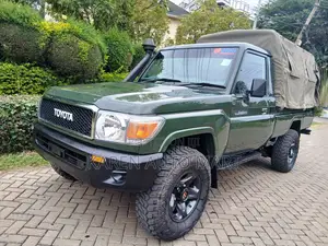 Toyota Land Cruiser 79 Series 2021