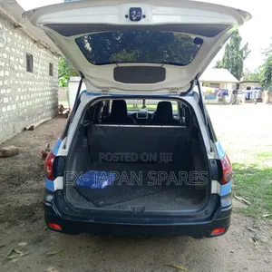 Nissan UD 2014 Blue