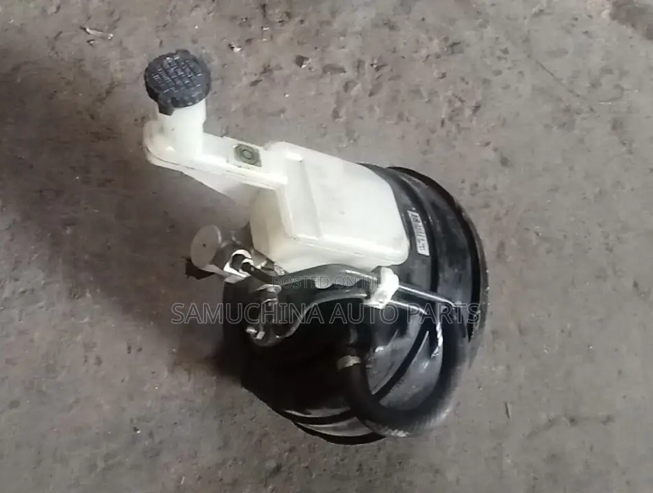 Brake Booster Nissan Note E12