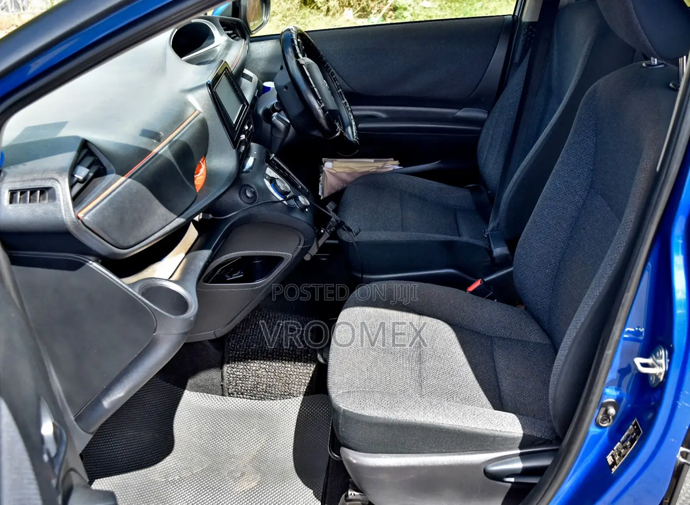 Toyota Sienta 2016 Blue
