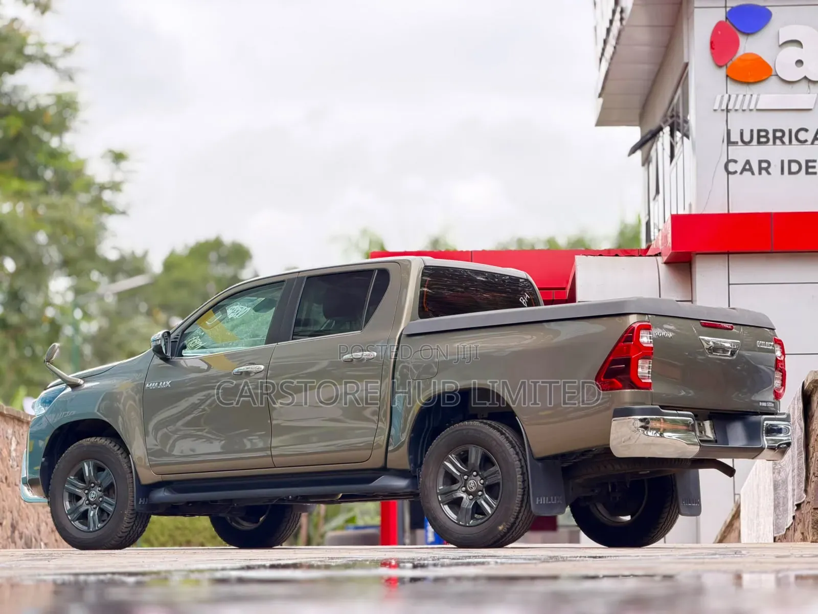 Toyota Hilux 2022 Green