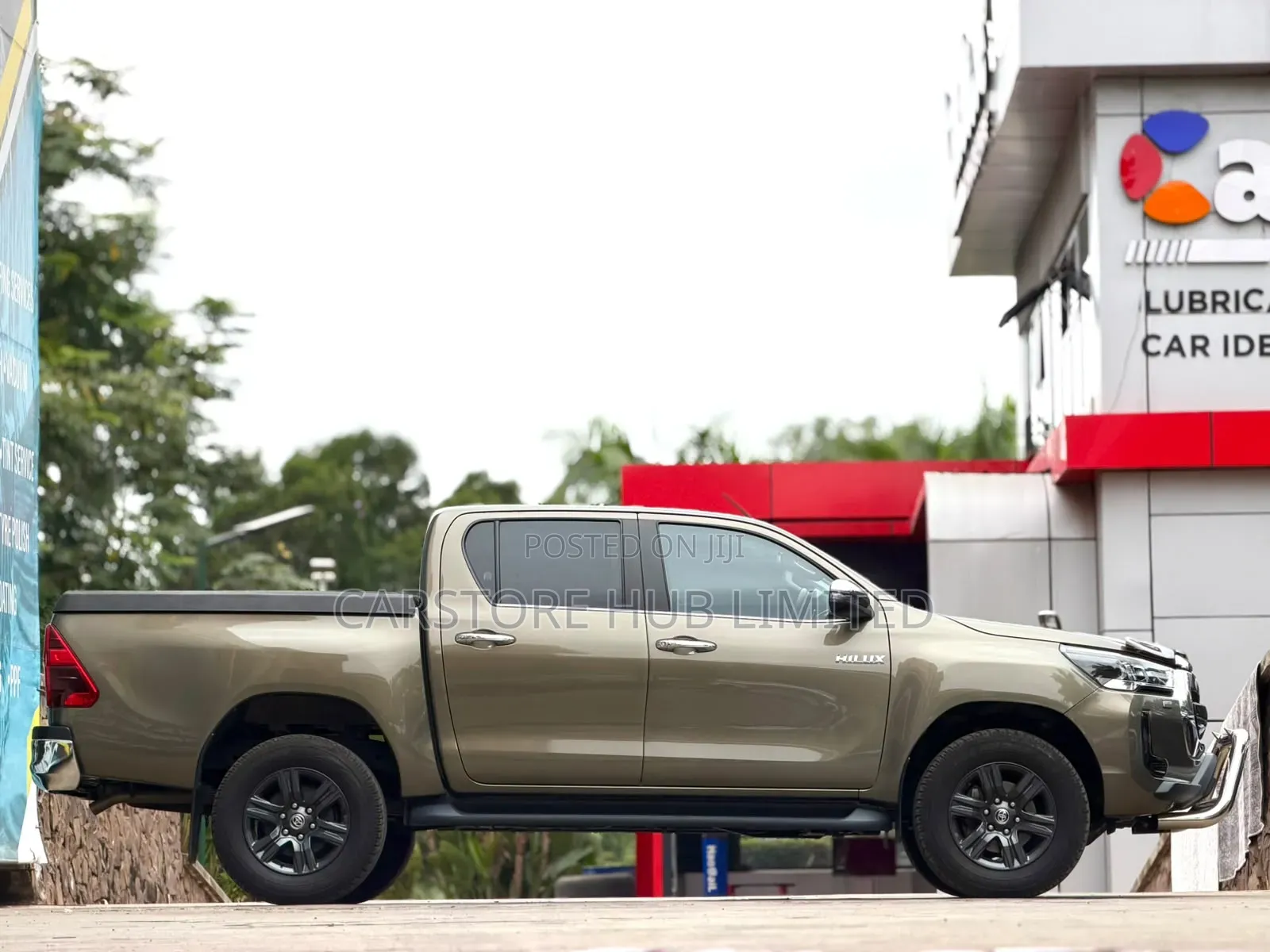 Toyota Hilux 2022 Green