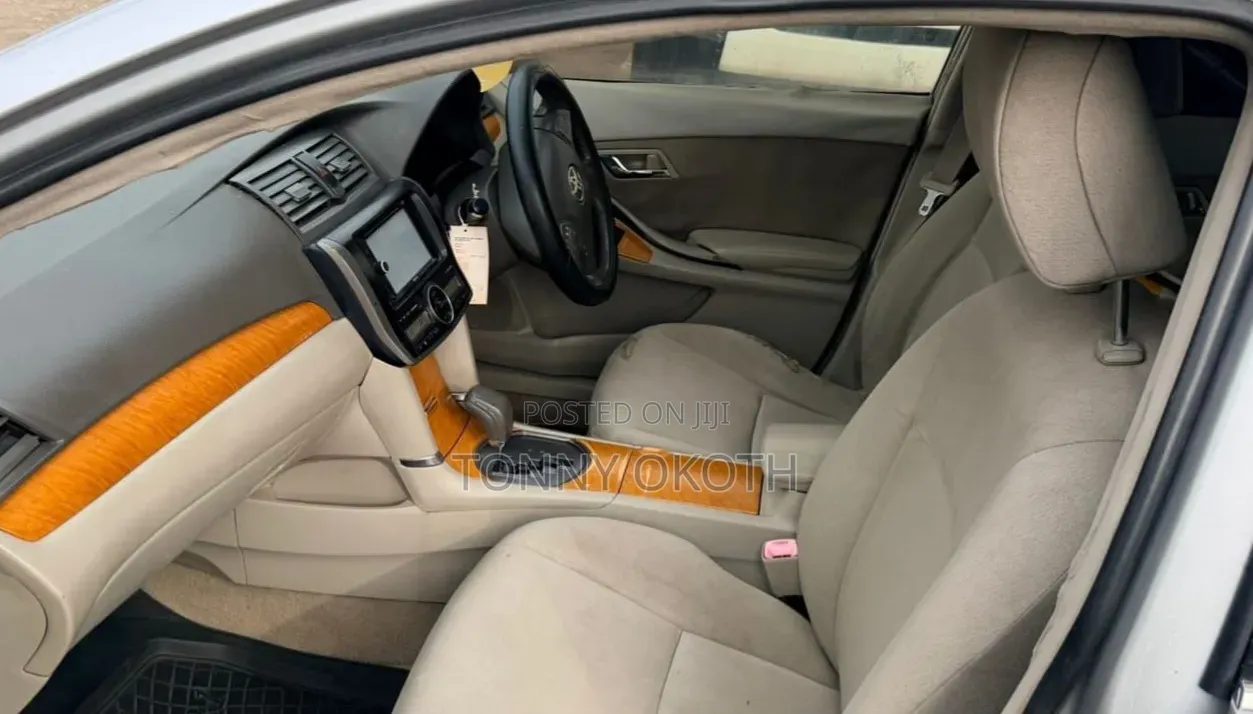 Toyota Premio 2009 Silver