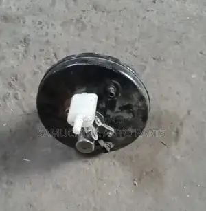 Brake Booster Nissan Serena C26