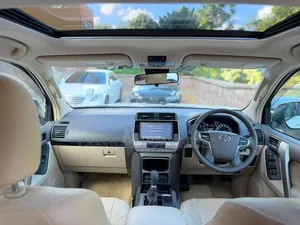 Toyota Land Cruiser Prado 2020 White
