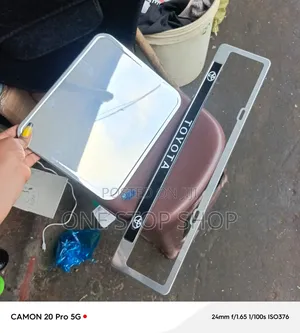 Toyota Oblong Branded Metallic Plate Holder With Unbranded Square Plat
