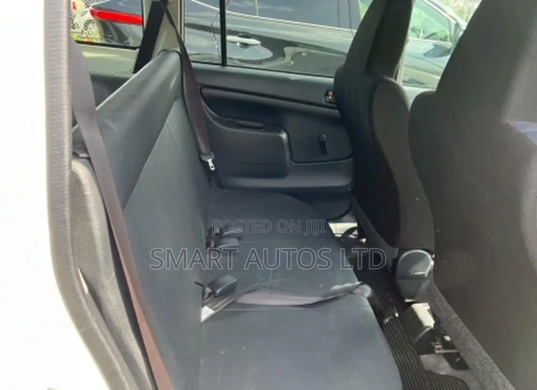 Toyota Probox 1.5 Hybrid DX 2019 White