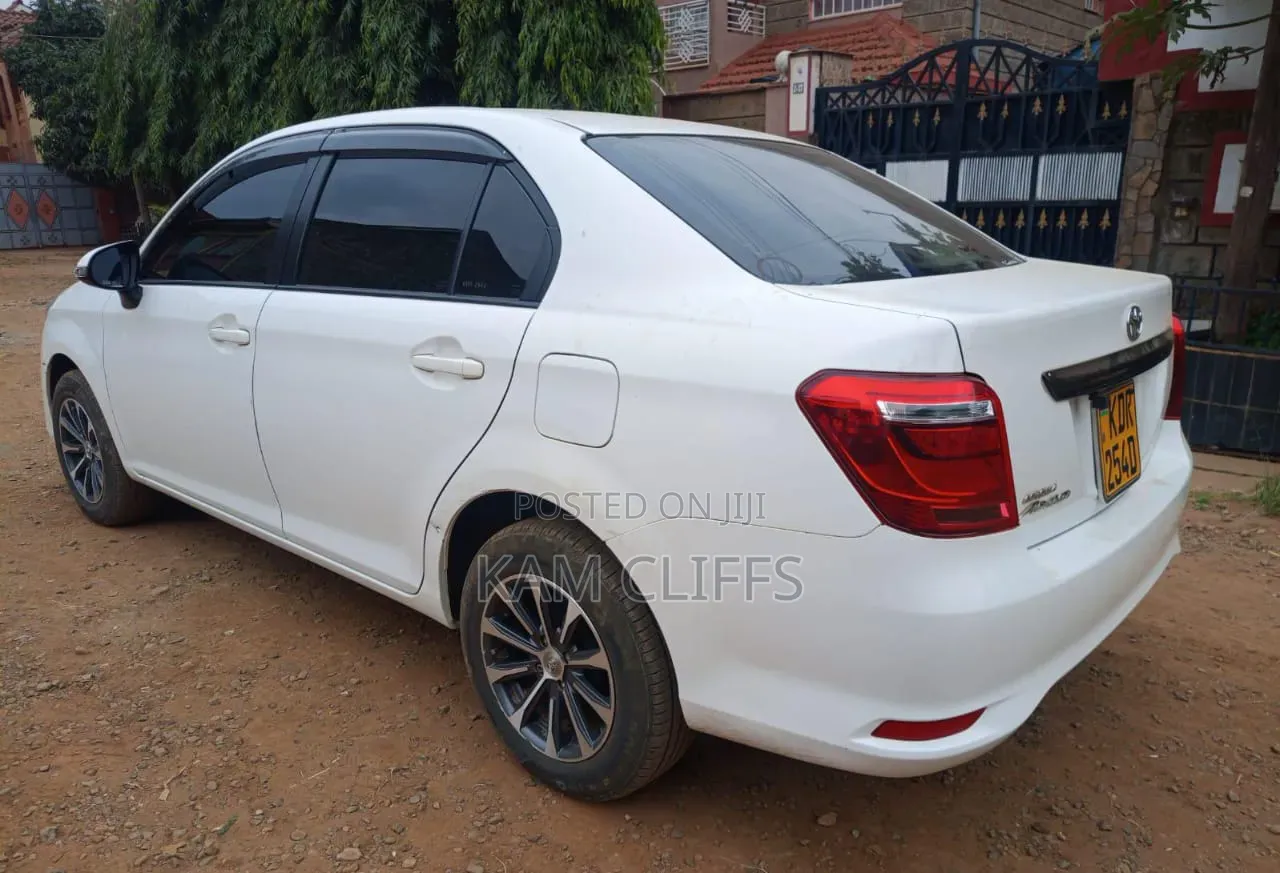 Toyota Axio 1.5 G 2WD 2017 White