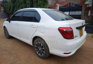 Toyota Axio 1.5 G 2WD 2017 White