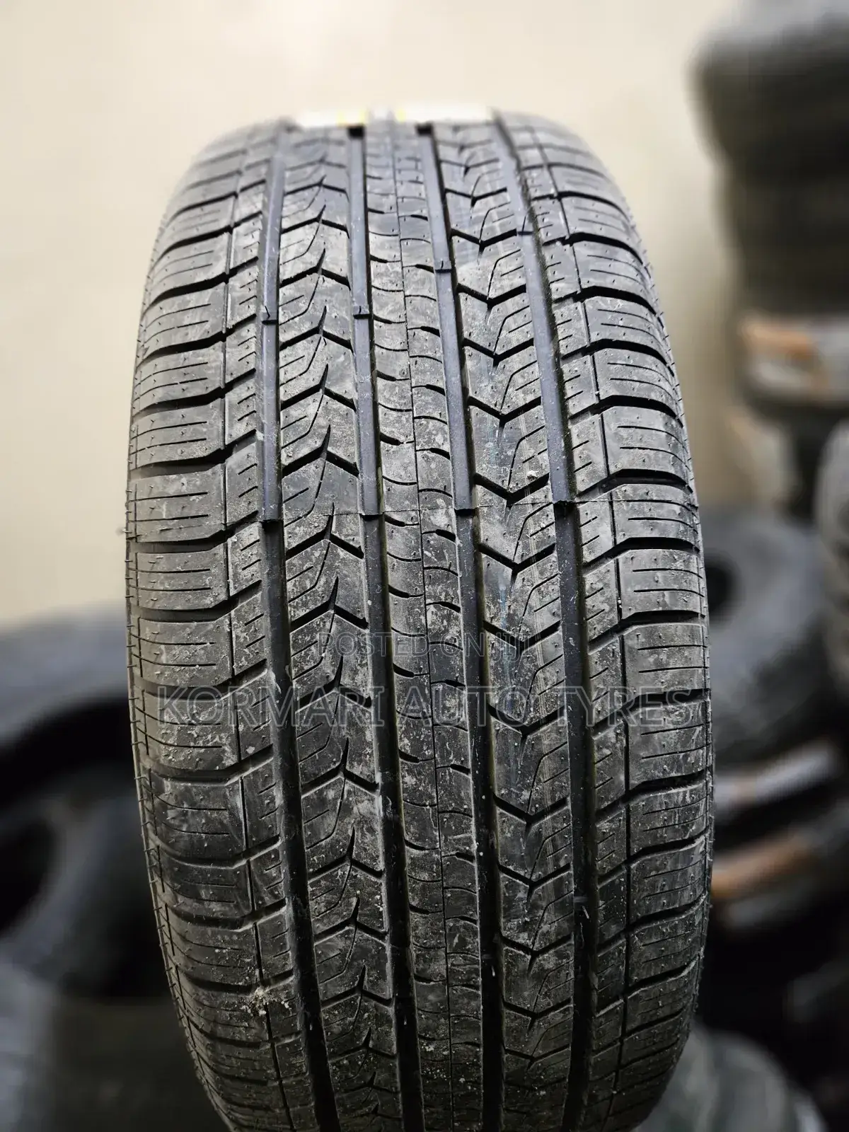 265/50r20 Centara