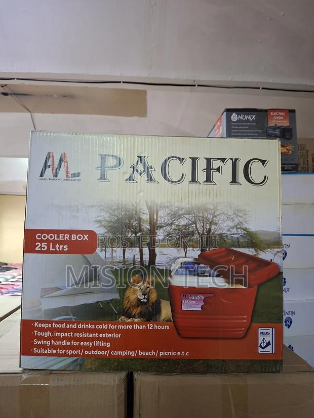 Pacific 25 Liters Cooler Box**
