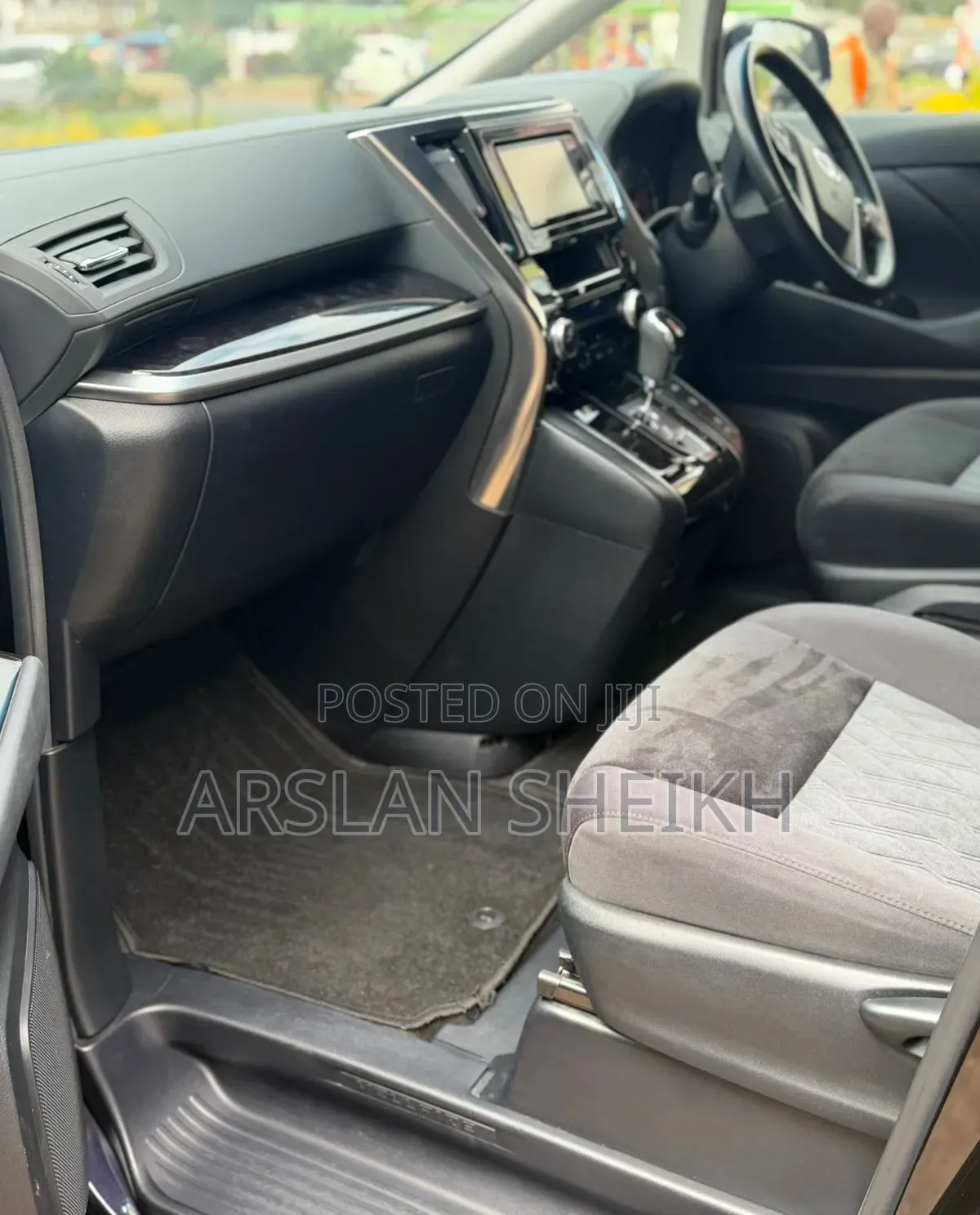 Toyota Alphard 2019 Black