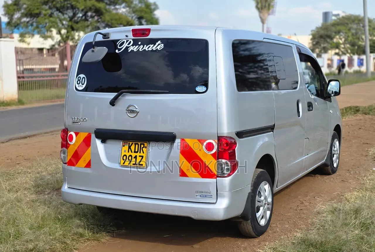 Nissan NV200 2016 Silver