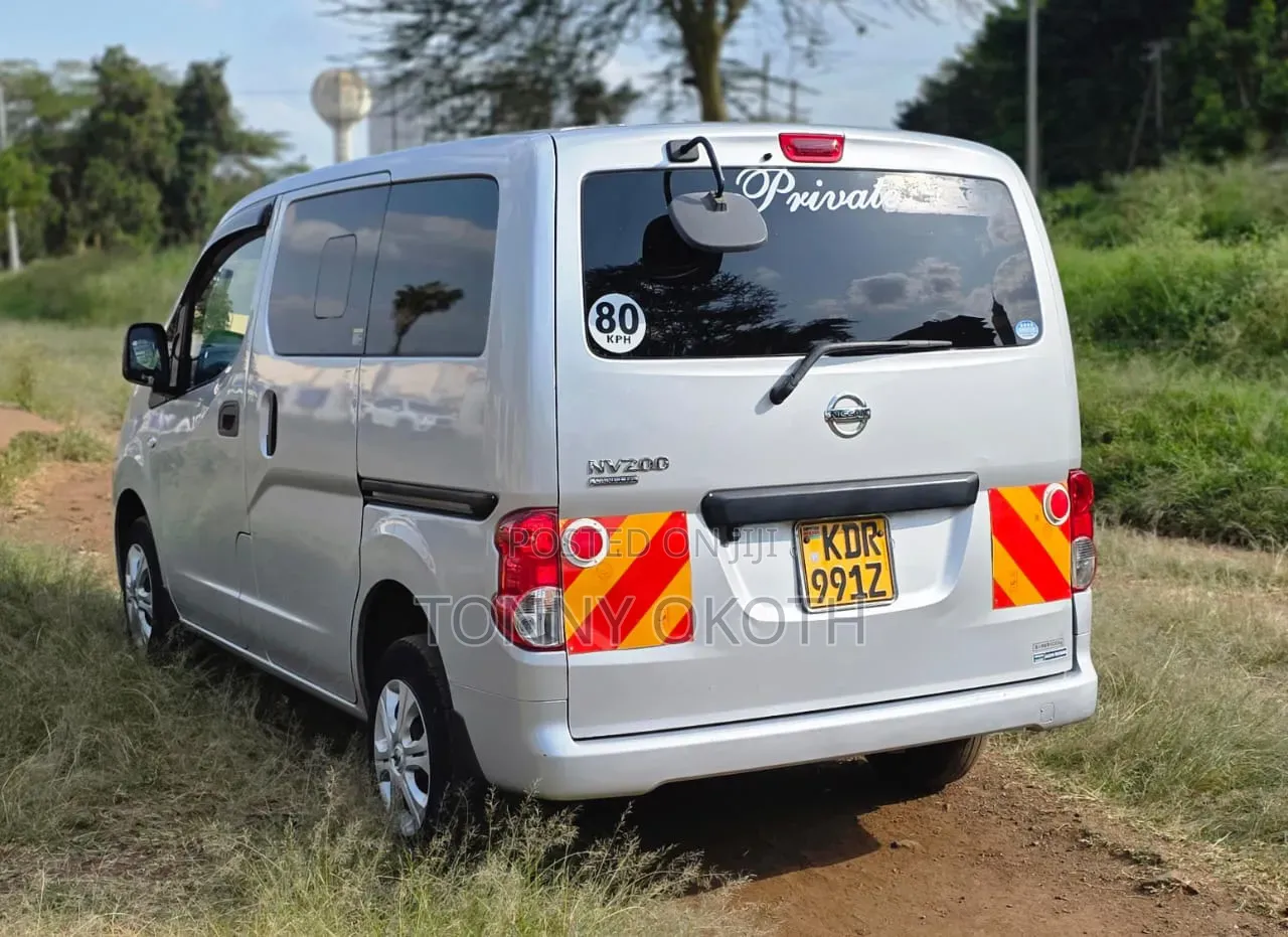 Nissan NV200 2016 Silver