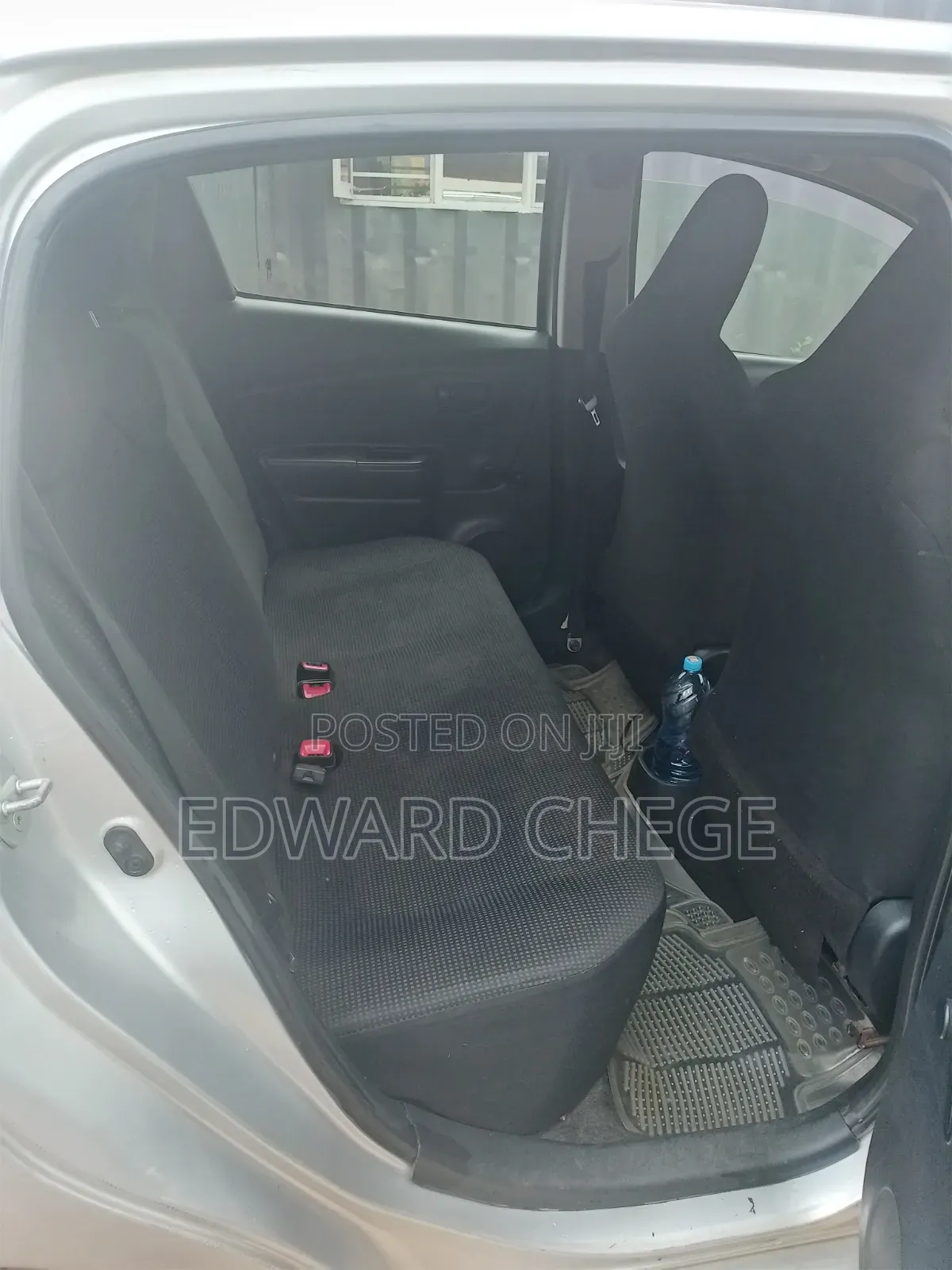 Toyota Vitz 2015 Silver