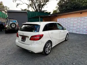 Mercedes-Benz B-Class 2017 White