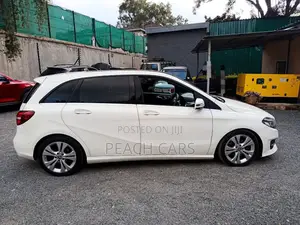 Mercedes-Benz B-Class 2017 White