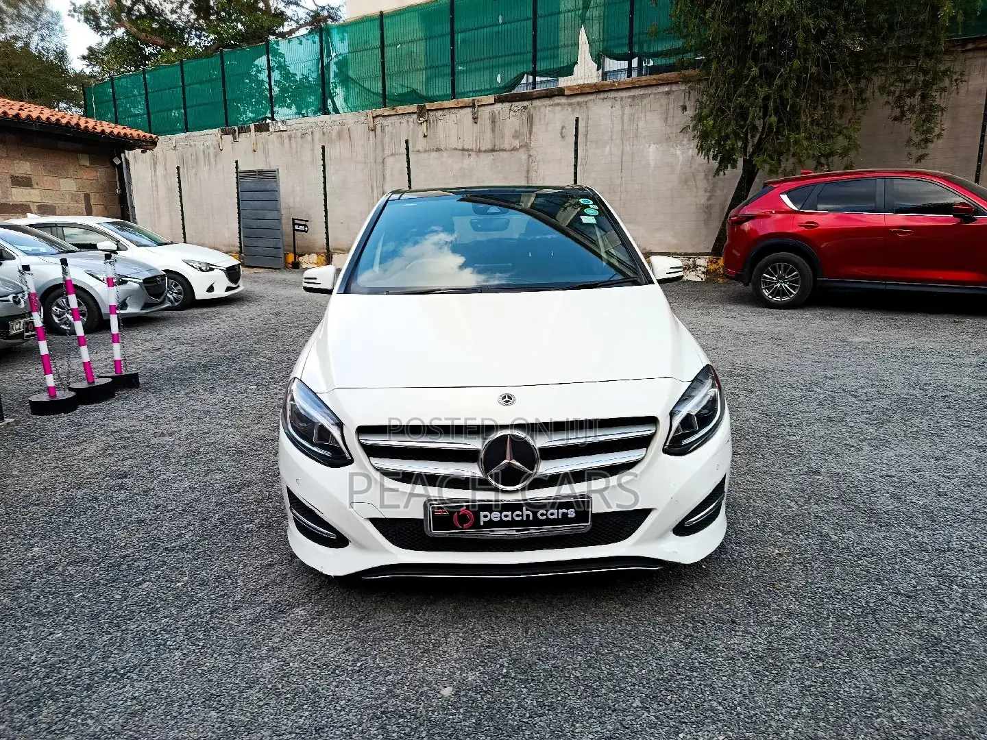 Mercedes-Benz B-Class 2017 White