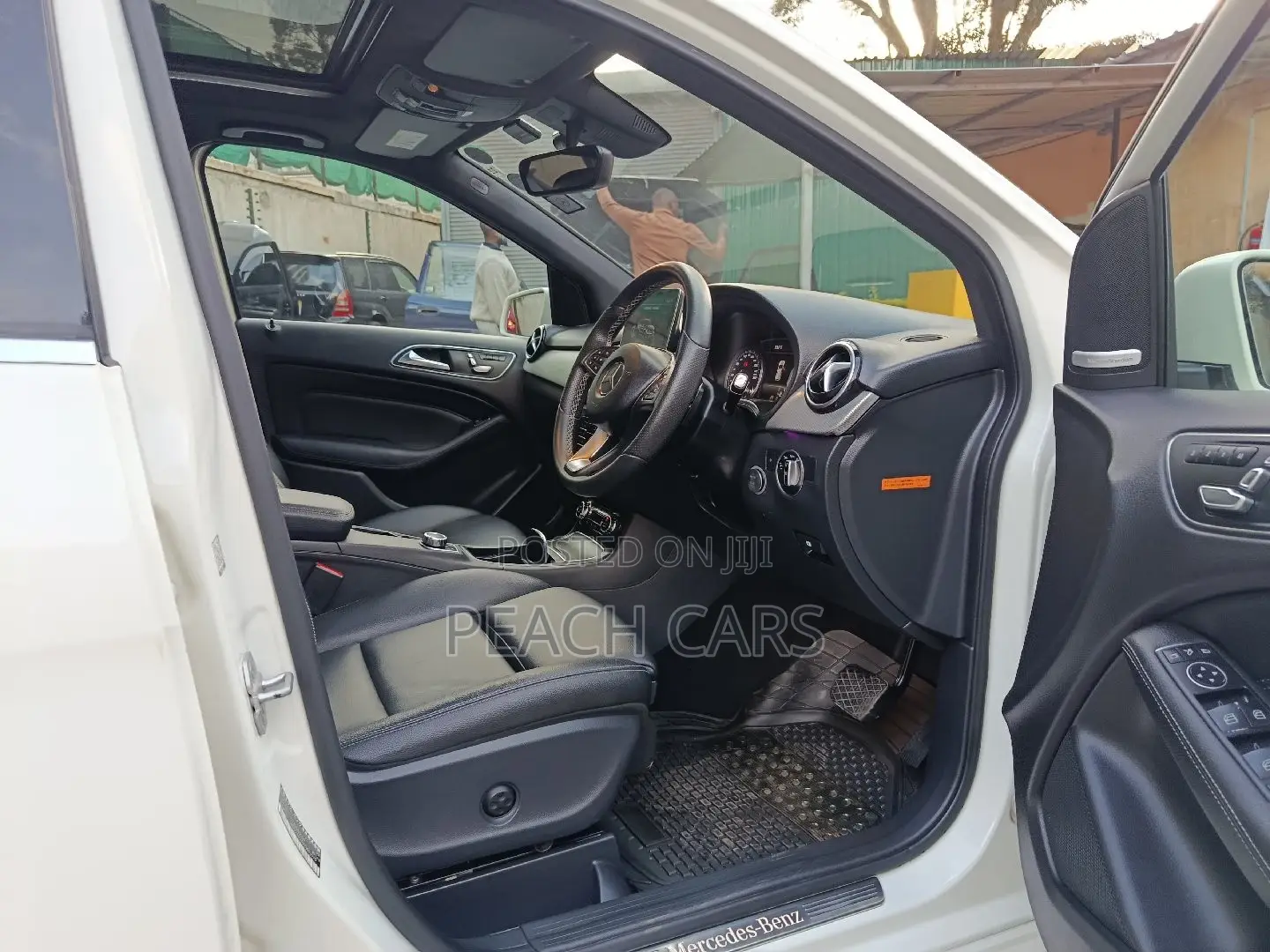 Mercedes-Benz B-Class 2017 White