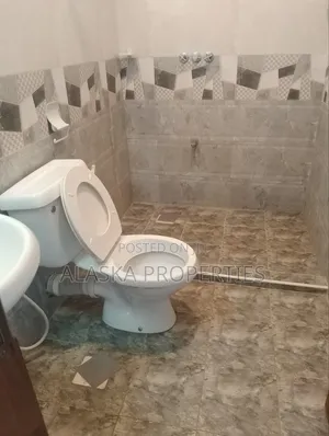 3bdrm Penthouse in Nyali Estate for rent