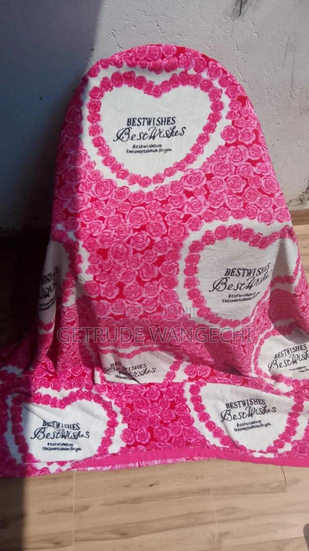 Fleece Blankets - thumbnail 5