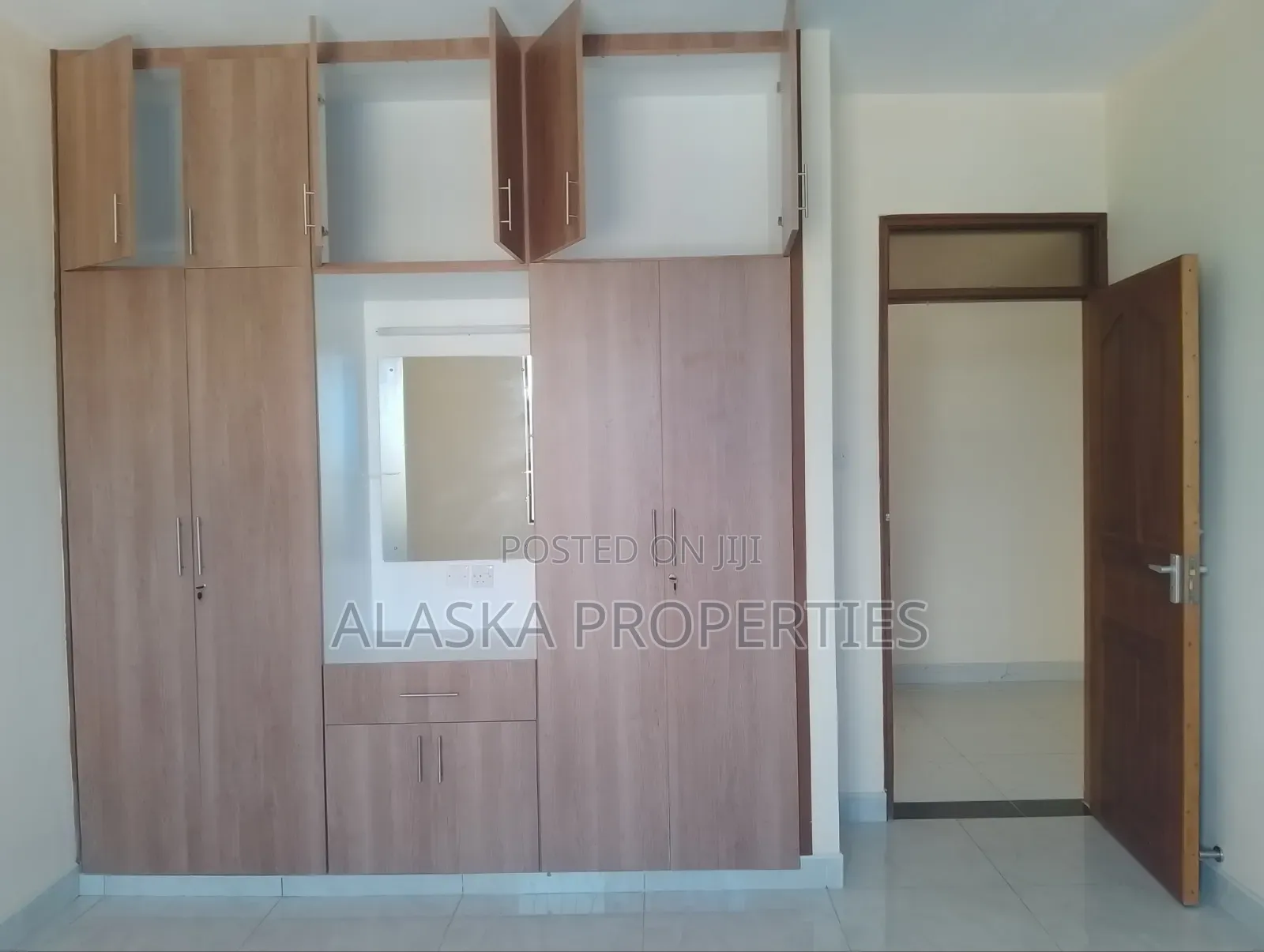3bdrm Penthouse in Nyali Estate for rent