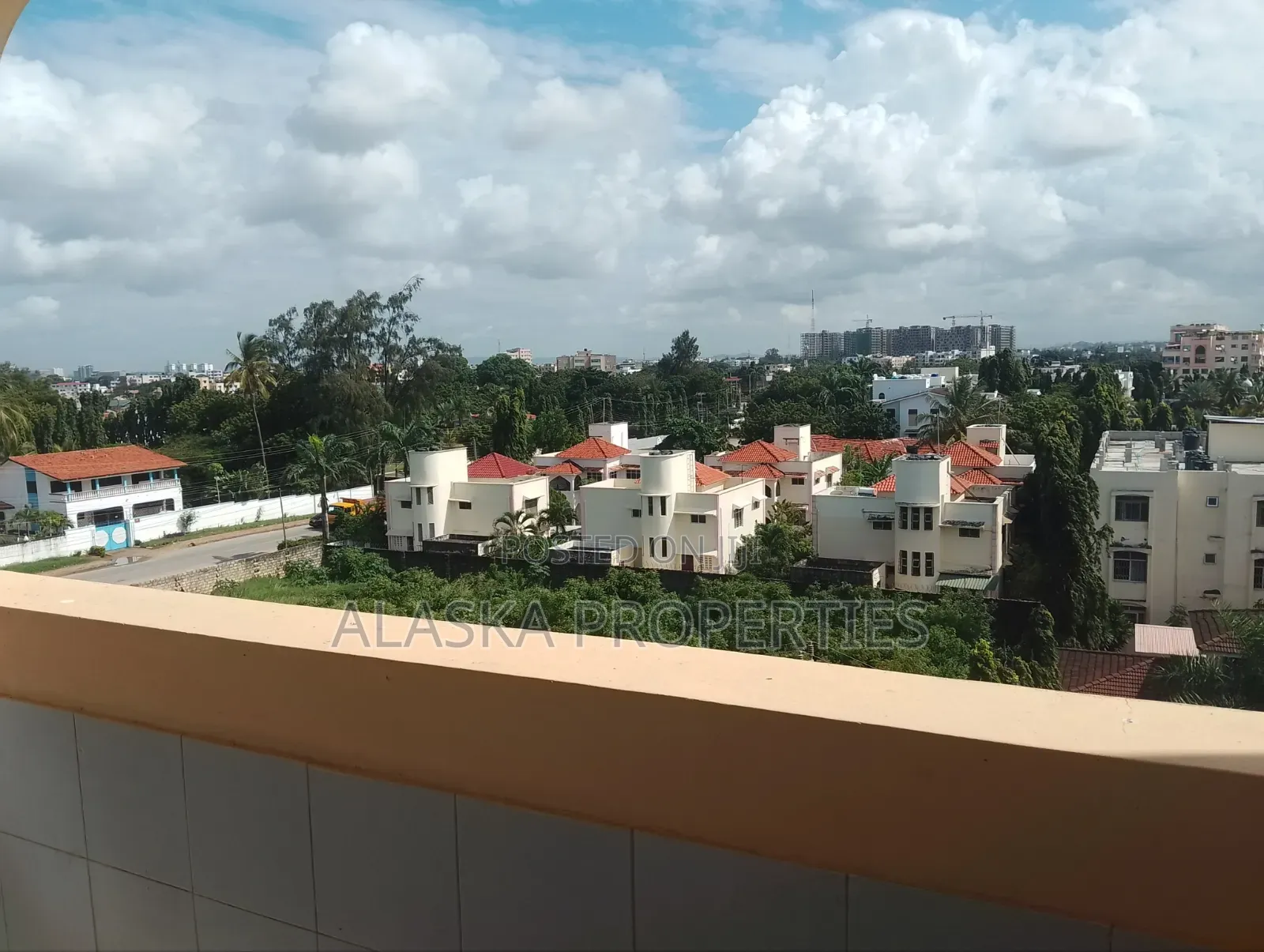 3bdrm Penthouse in Nyali Estate for rent