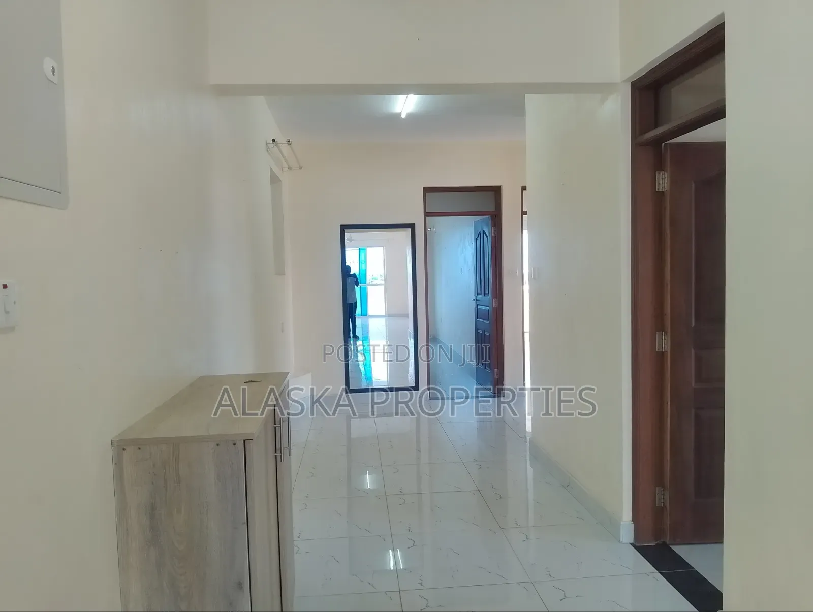 3bdrm Penthouse in Nyali Estate for rent