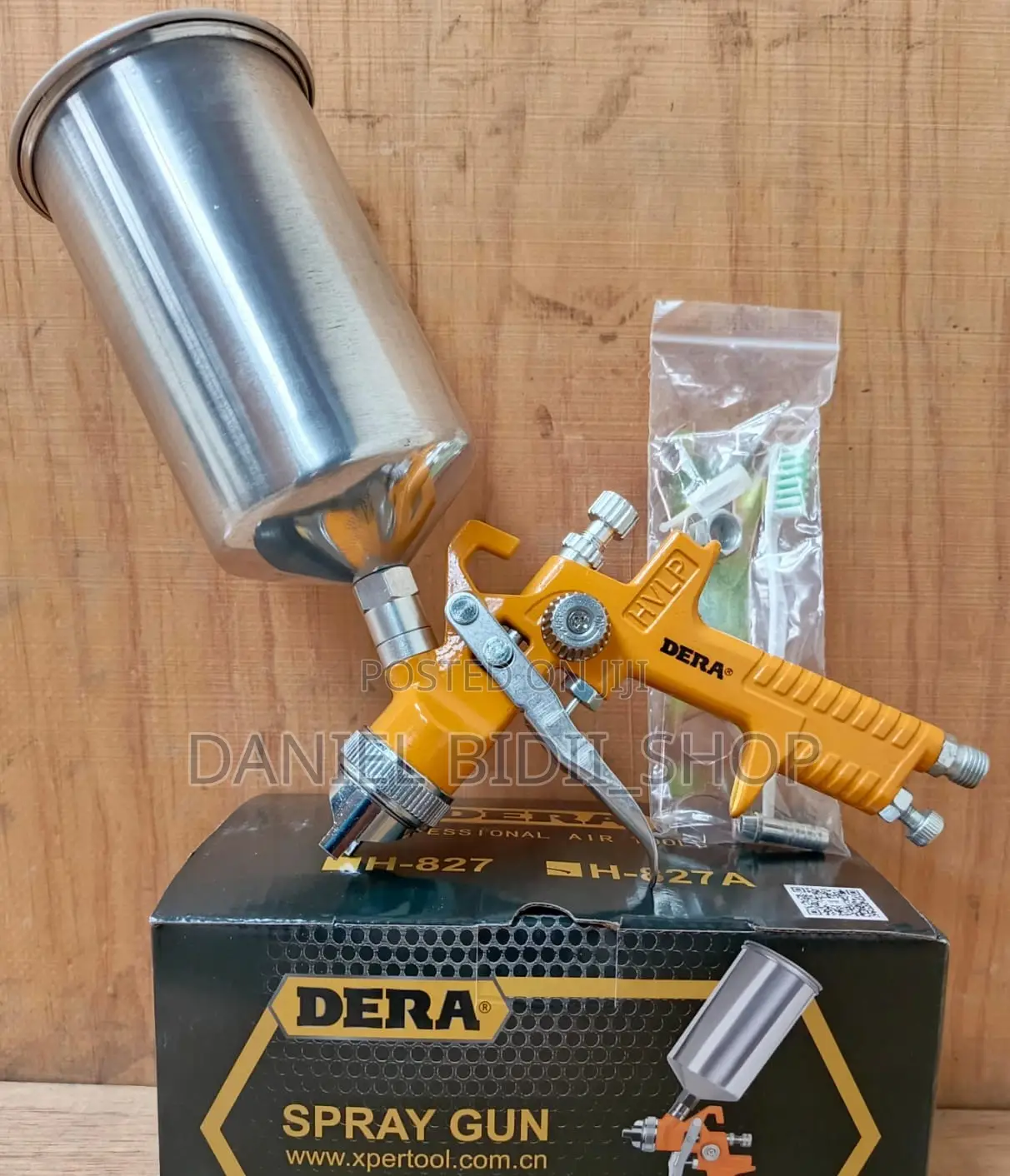 Dera Manual Spray (Metallic)