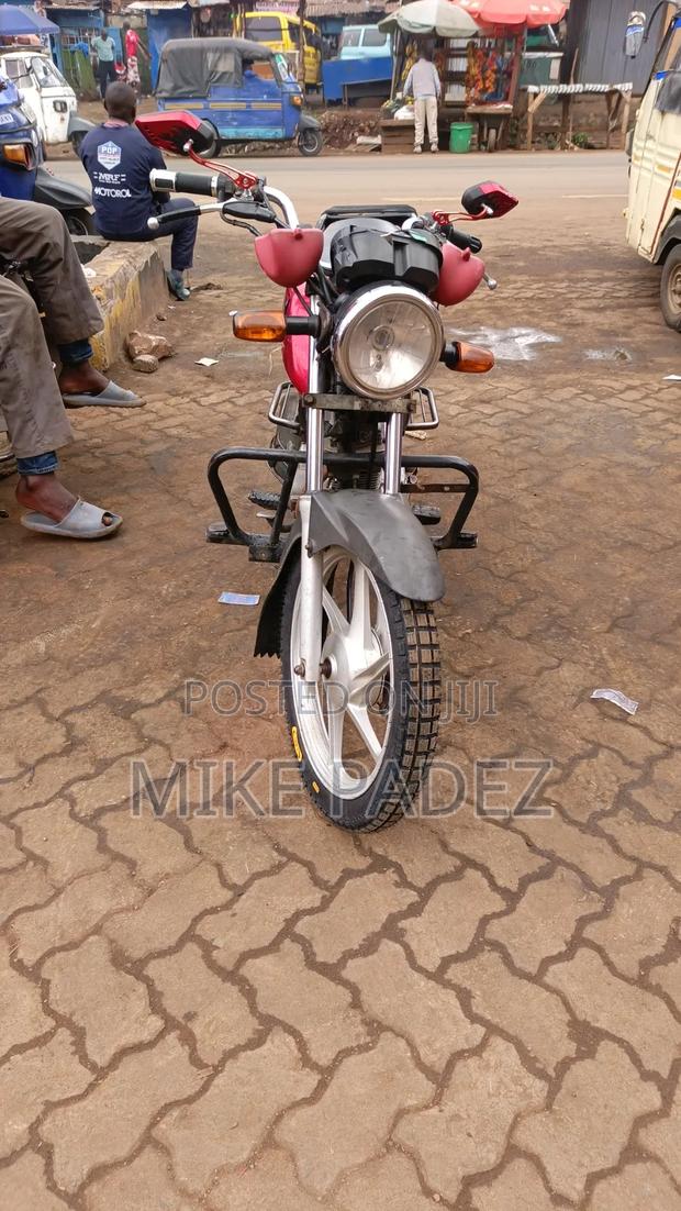 Honda CB 2018 Red - thumbnail 4