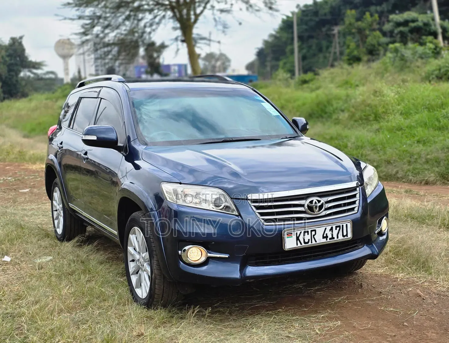 Toyota Vanguard 2011 Blue