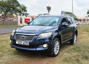 Toyota Vanguard 2011 Blue