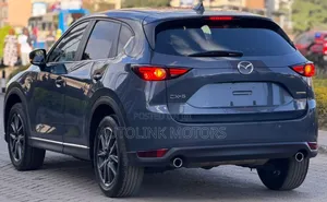 Mazda CX-5 2020 Blue